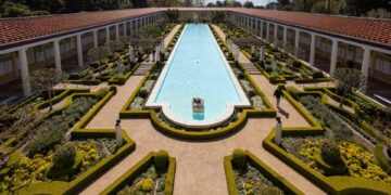 Ο πλουσιότερος άνθρωπος του κόσμου, μια απαγωγή και πώς μέτρησε την αξία της οικογένειας με…φορο-απαλλαγή