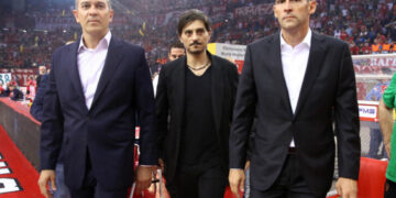 Παναθηναϊκός – Ολυμπιακός: Στον «αέρα» το πρωτάθλημα μετά την άρνηση των ΚΑΕ για συνάντηση με τον Γιάννη Βρούτση