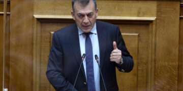 Μήνυμα Βρούτση στους «αιώνιους»: Θα τους περιμένω την Τετάρτη έως τις 15:00