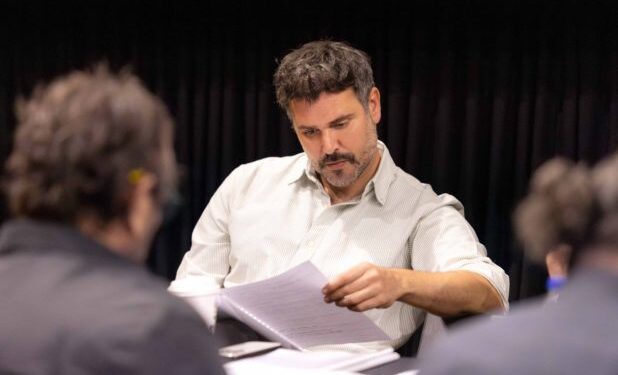 «Γιατί ρε πατέρα;»: Μία κηδεία, τρία αδέρφια και 3.000.000 ευρώ