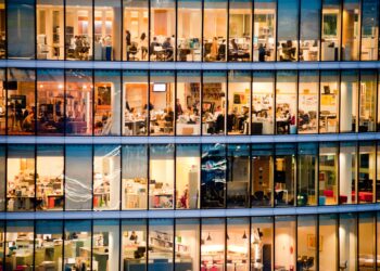 Η νέα τάση στην αγορά εργασίας προαπαιτεί καλές σχέσεις με τους πρώην εργοδότες