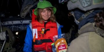 Γάζα: Υπό κράτηση οι ακτιβιστές του «Madleen», ο Μπεν-Γκβιρ τους στέλνει στη φυλακή πριν την απέλαση