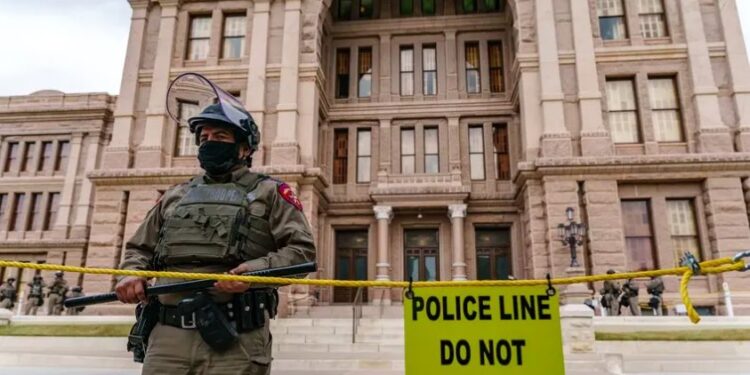 Εκκενώνεται το Καπιτώλιο του Τέξας μετά από απειλή εναντίον βουλευτών