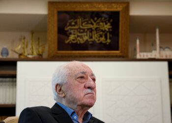 Εκατοντάδες «γκιουλενιστές» συνέλαβαν οι αρχές