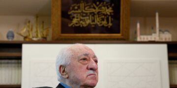 Εκατοντάδες «γκιουλενιστές» συνέλαβαν οι αρχές