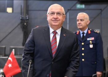 Γκιουλέρ: Η Τουρκία θα πιέσει την Ευρώπη για συμμετοχή στα αμυντικά προγράμματα