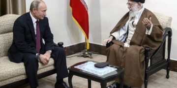 Reuters: Επιστολή του Χαμενεΐ θα μεταφέρει στον Πούτιν ο Ιρανός ΥΠΕΞ