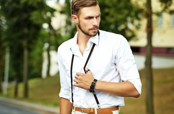 Ξόδεψε 7.000 ευρώ για το μονόπετρο και εκείνη δεν το φοράει ποτέ