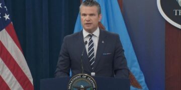 Υπουργός Άμυνας των ΗΠΑ: Όταν ο Τραμπ μιλάει ο πλανήτης πρέπει να ακούει