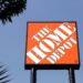 Πώς τα πάρκινγκ της Home Depot έγιναν το επίκεντρο της επιχείρησης μαζικών απελάσεων του Τραμπ