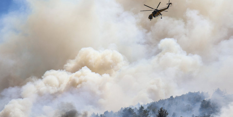 Fire in Chios: Smoke has already passed through the central Cyclades