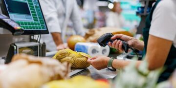 Holy Spirit 2025: What applies to banks, shops and supermarkets