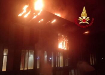 Φωτιά στο προπονητικό κέντρο της Φιορεντίνα – Στο νοσοκομείο τρεις παίκτες από τις ακαδημίες, σοβαρές ζημιές