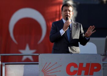 Ποινή φυλάκισης 7 ετών και στέρηση πολιτικών δικαιωμάτων ζητεί ο εισαγγελέας για τον Ιμάμογλου