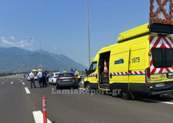 Αδιανόητη τραγωδία στη Λαμία: Συγκρούστηκαν οι μηχανές δύο φίλων