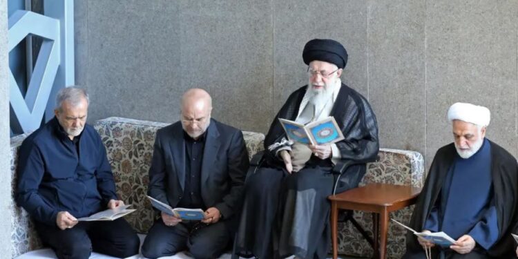 Πώς θα απαντήσουν οι αγιατολάδες της Τεχεράνης στα αμερικανικά πλήγματα