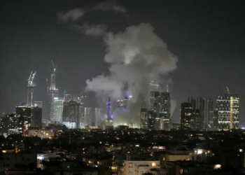 Μέση Ανατολή: To Ιράν προειδοποιεί ότι οι επιθέσεις κατά του Ισραήλ θα συνεχιστούν