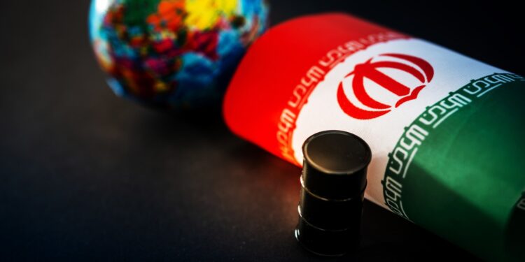 Πετρέλαιο: Το σενάριο αποκάλυψης στα Στενά του Ορμούζ