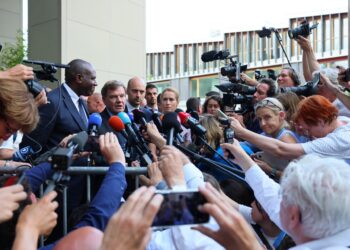 «Μη ρεαλιστικές είναι οι ευρωπαϊκές προτάσεις που κατατέθηκαν στη Γενεύη» δήλωσε ένας υψηλόβαθμος Ιρανός αξιωματούχος