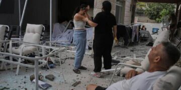 «Αν ο Χαμενεΐ συνεχίσει να εκτοξεύει πυραύλους στο εσωτερικό της χώρας, η Τεχεράνη θα καεί»