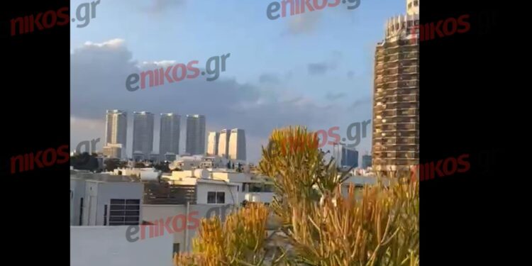 5 κύματα πυραυλικών επιθέσεων εξαπέλυσε το Ιράν εναντίον του Ισραήλ από τις 5:00 έως τις 7:00