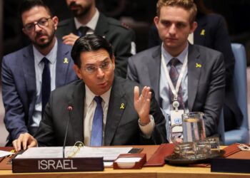 Το Ισραήλ διαμηνύει στο Συμβούλιο Ασφαλείας του ΟΗΕ ότι «δεν θα σταματήσουμε» τις επιθέσεις κατά του Ιράν