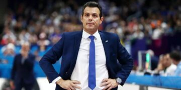 Χτυπήθηκε το κτίριο που διαμένει ο Δημήτρης Ιτούδης στο Τελ Αβίβ