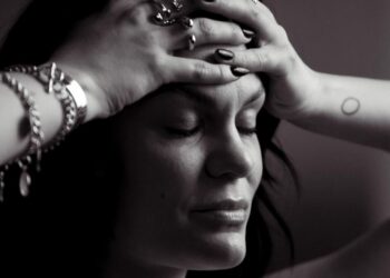 Jessie J: Διαγνώστηκε με καρκίνο του μαστού