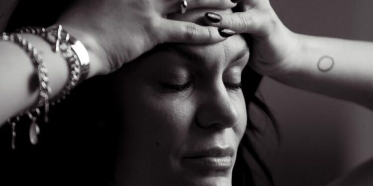 Jessie J: Διαγνώστηκε με καρκίνο του μαστού