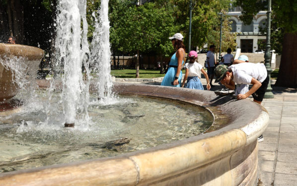 Θερμότερος του κανονικού αναμένεται ο Ιούλιος – Η μακροπρόθεσμη πρόγνωση του meteo μέσα από 400 σενάρια