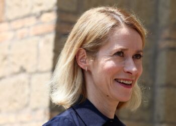 «Δεν είναι απόλυτα σαφές αν οι αμερικανικές επιθέσεις στο Ιράν είναι νόμιμες»