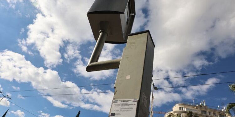 Οδική ασφάλεια: Κάμερες σε οκτώ επιλεγμένα σημεία της Αττικής και σε 10 γραμμές λεωφορείων