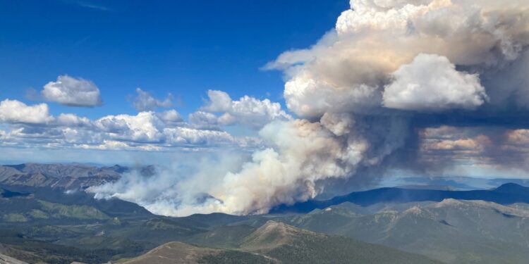 Ο καπνός από τις πυρκαγιές του Καναδά φτάνει στην Ευρώπη