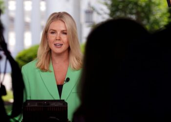 Λευκός Οίκος: O Τραμπ δεν γνώριζε για τα ουκρανικά χτυπήματα – Σύντομα η επικοινωνία με Σι