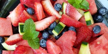 Τροφές για καθαρό μυαλό και ενέργεια φέτος το καλοκαίρι