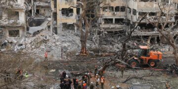 8 οι νεκροί από τις τελευταίες επιθέσεις του Ιράν στο Ισραήλ – Καταστροφές σε διυλιστήριο στη Χάιφα