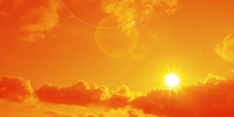 Αντιμετωπίστε τον καύσωνα με 10 τρόπους πέρα από τα συνηθισμένα