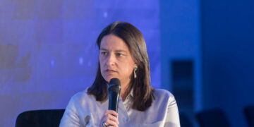 «Επενδύουμε στο ανθρώπινο δυναμικό, αλλιώς η ανάπτυξη φτάνει σε ταβάνι»