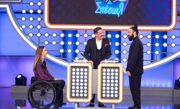 Ο Θάνος Κιούσης υποδέχεται την Γεωργία Καλτσή και τον Μιχάλη Σεΐτη