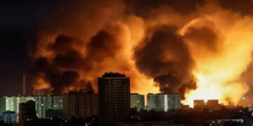 Πόλεμος στην Ουκρανία: Επίθεση της Ρωσίας στο Κίεβο με βαλλιστικούς πυραύλους και drones