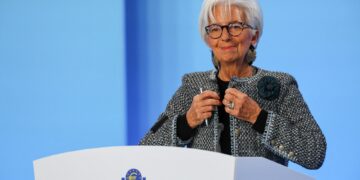 Μια ανάσα από το 2% το Euribor- Πόσο θα επωφεληθούν οι κάτοχοι στεγαστικών δανείων