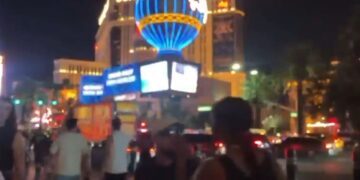 Λας Βέγκας: Η στιγμή των πυροβολισμών κοντά στα διάσημα σιντριβάνια Bellagio