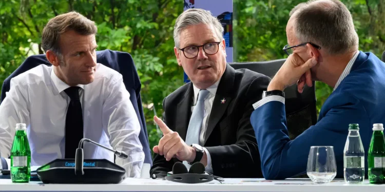 Τηλεφωνική συνομιλία Μακρόν, Μερτς και Στάρμερ