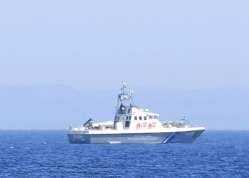 Χωρίς τις αισθήσεις του εντοπίστηκε ψαράς που έπεσε από το καΐκι του