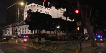 Καταφθάνουν μέσα στην ημέρα οι πεζοναύτες