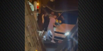 Brutal beating of a worker in a garbage truck of the Municipality of Athens