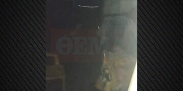 Thessaloniki: Video of the baby left alone on the balcony by his parents crying and falling asleep