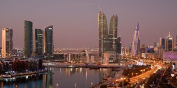 Μπαχρέιν και Κουβέιτ ανοίγουν ξανά τον εναέριο χώρο τους