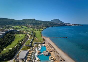 Το καλοκαίρι θα είναι μαγικό στο Mandarin Oriental. Κυριολεκτικά.