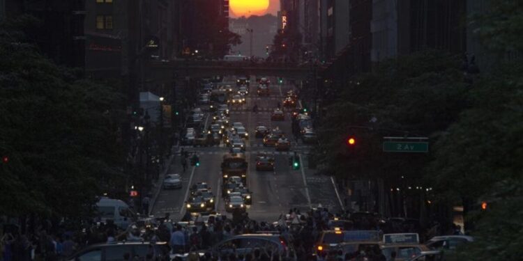 Οριακή αύξηση του πληθωρισμού, στο 2,4% τον Μάιο